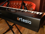 Цифровое фортепиано Artesia PA-88H Black
