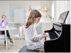 Цифровое пианино Yamaha CLP-835 B