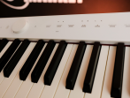 Цифровое пианино CASIO PX-S1000 WE