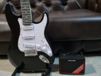 Электрогитара Stratocaster + Комбо (Комплекты) (общее объявление) 15к