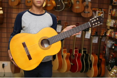 Классические гитара Yamaha CG122MS