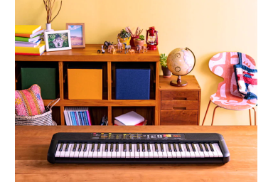 Синтезатор YAMAHA PSR-F52