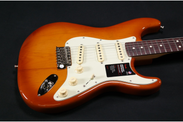 Электрогитара Fender American Performer Stratocaster Rosewood Fingerboard Honey Burst