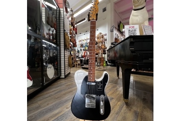 Электрогитара Fender Player Plus Telecaster Pau Ferro Silver Smoke