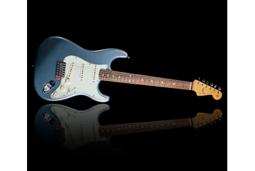 Электрогитара Fender Vintera '60s Stratocaster Ice Blue Metallic