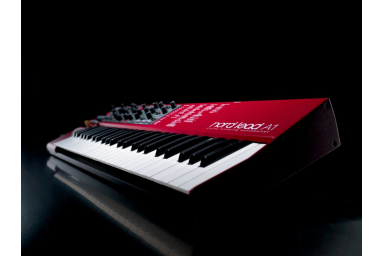 Цифровой синтезатор Clavia Nord Lead A1