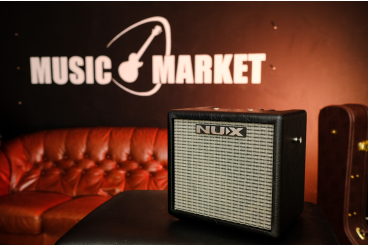 Mighty-8BT-MKII Цифровой комбоусилитель, портативный, 8Вт, Nux