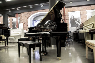 Акустический рояль Yamaha GB1K PE - полированный (черный)