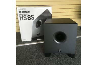 Активный студийный сабвуфер Yamaha HS 8S