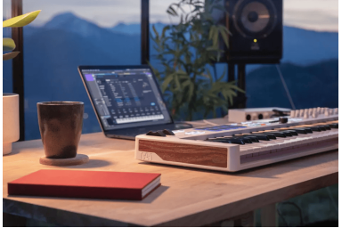 Миди-клавиатура Arturia KeyLab Essential 49 MK3 White