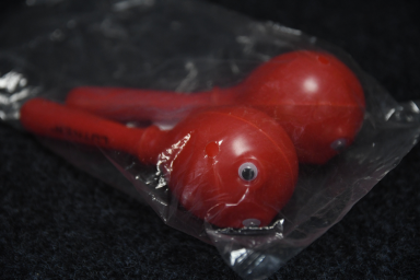 Пластиковые маракасы на ручке с глазами Fleet M24