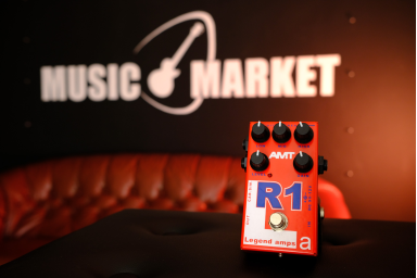 Гитарный предусилитель AMT Electronics Legend Amps R-1