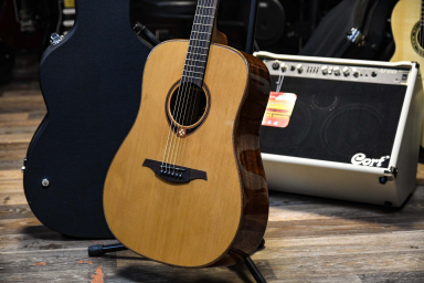 Акустическая гитара LAG T-118D