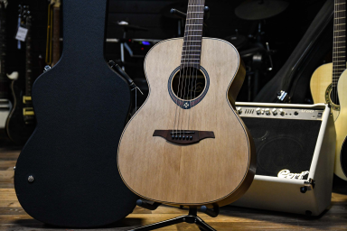 Акустическая гитара LAG T-170A