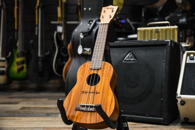 Укулеле сопрано VESTON KUS100 NA