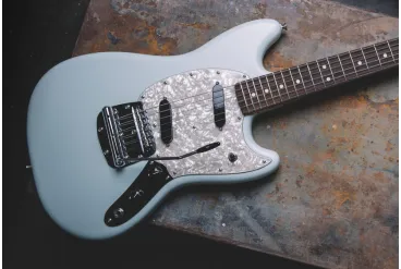 Электрогитара Fender American Performer Mustang RW Satin Sonic Blue