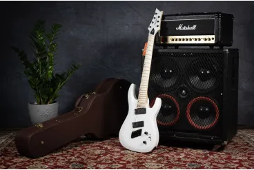 Электрогитара с чехлом Harley Benton R-457MN WH MultiScale