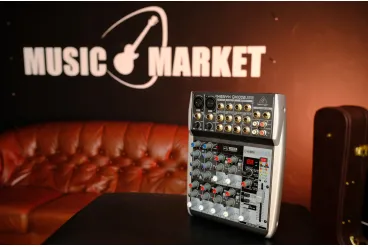 Микшерный пульт BEHRINGER XENYX QX1002USB