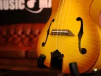 Укулеле концертный со звукоснимателем Ortega Saloon Series RUSL-HSB