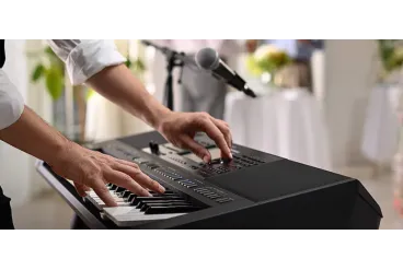 Синтезатор Yamaha PSR-SX720