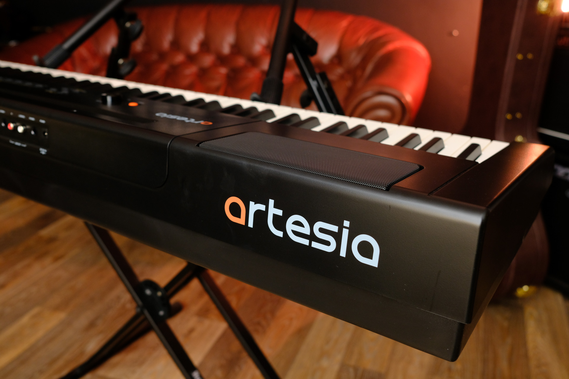 Цифровое фортепиано Artesia PA-88H Black