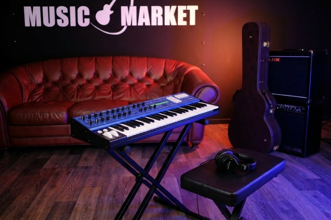 Синтезатор Behringer Wave