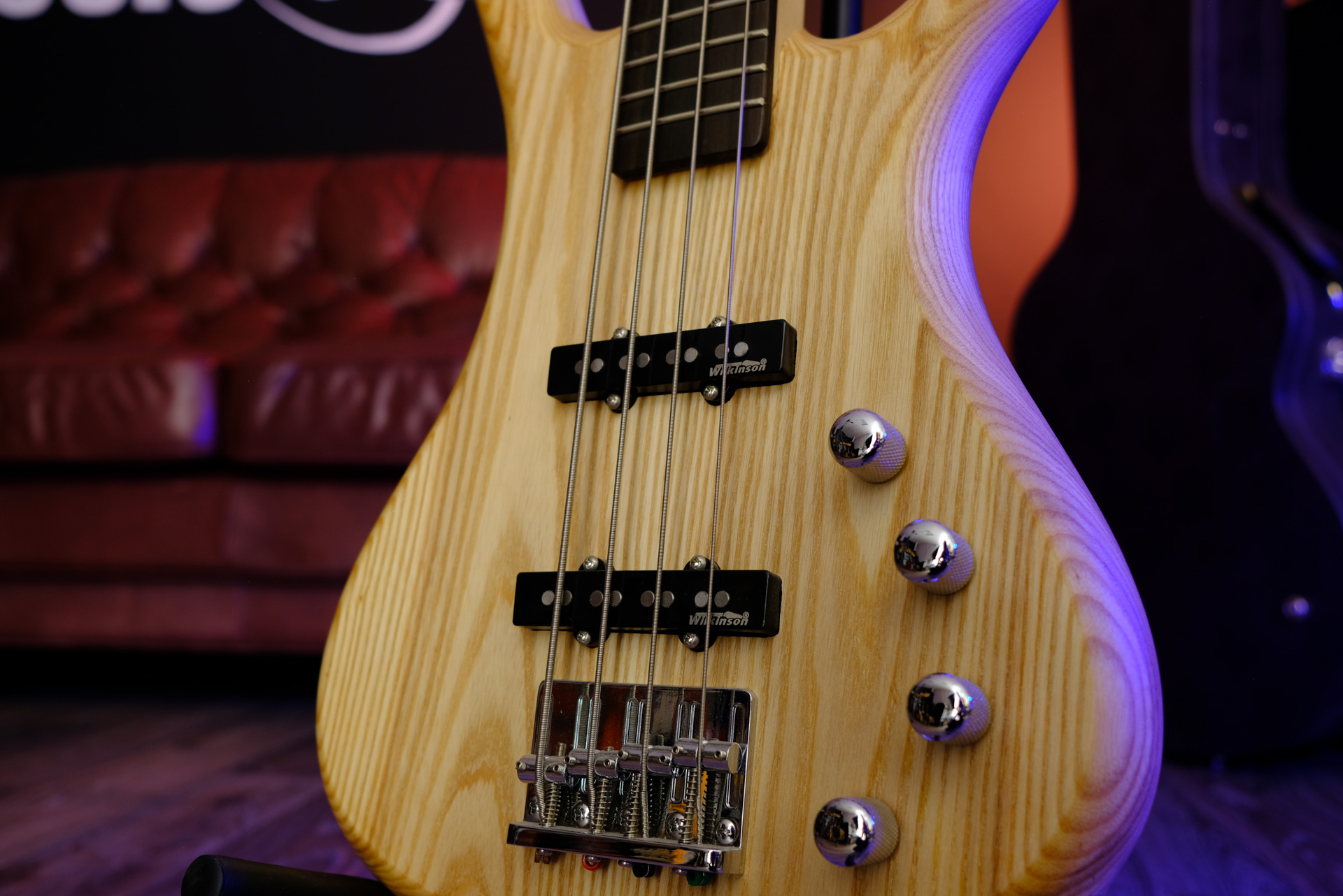 Бас-гитара Magna BBJ 101 / NTM