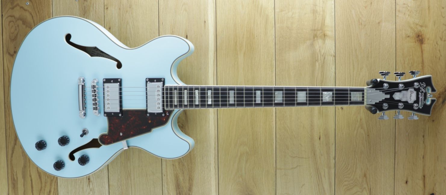 Полуакустическая электрогитара DAngelico Premier DC OC Stopbar