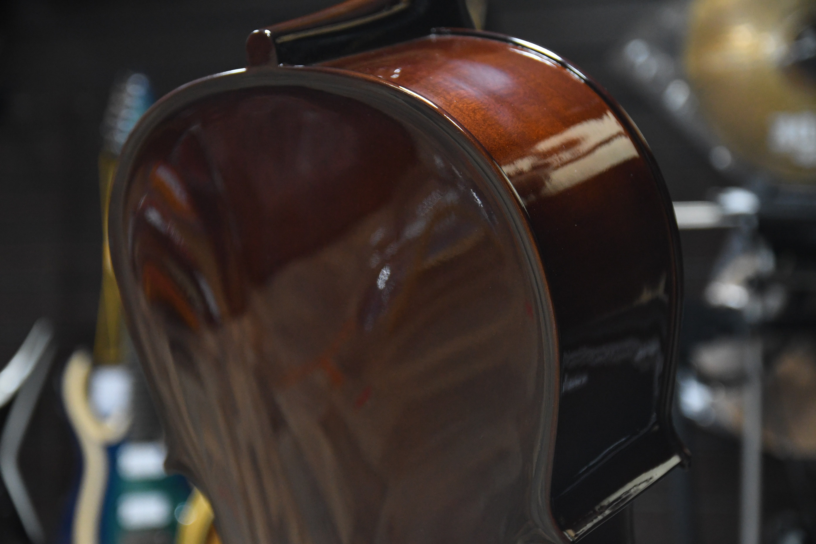 Виолончель 1/2 чехол и смычок Caraya MC760R-1/2