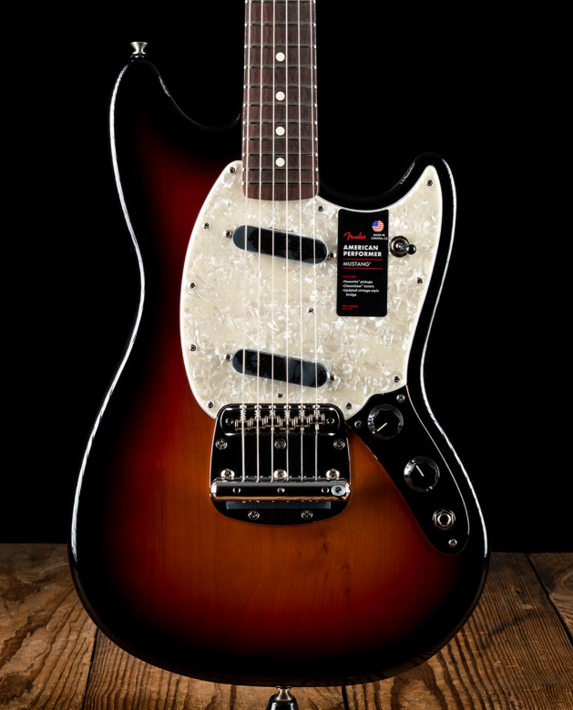Электрогитара Fender American Performer Mustang RW 3-Color Sunburst