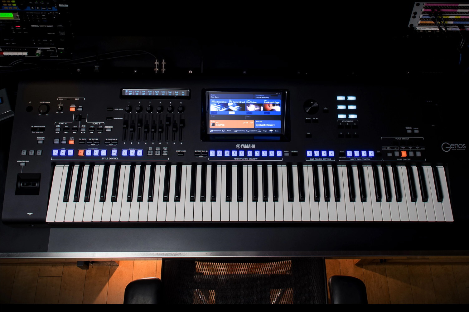 Рабочая станция Yamaha Genos