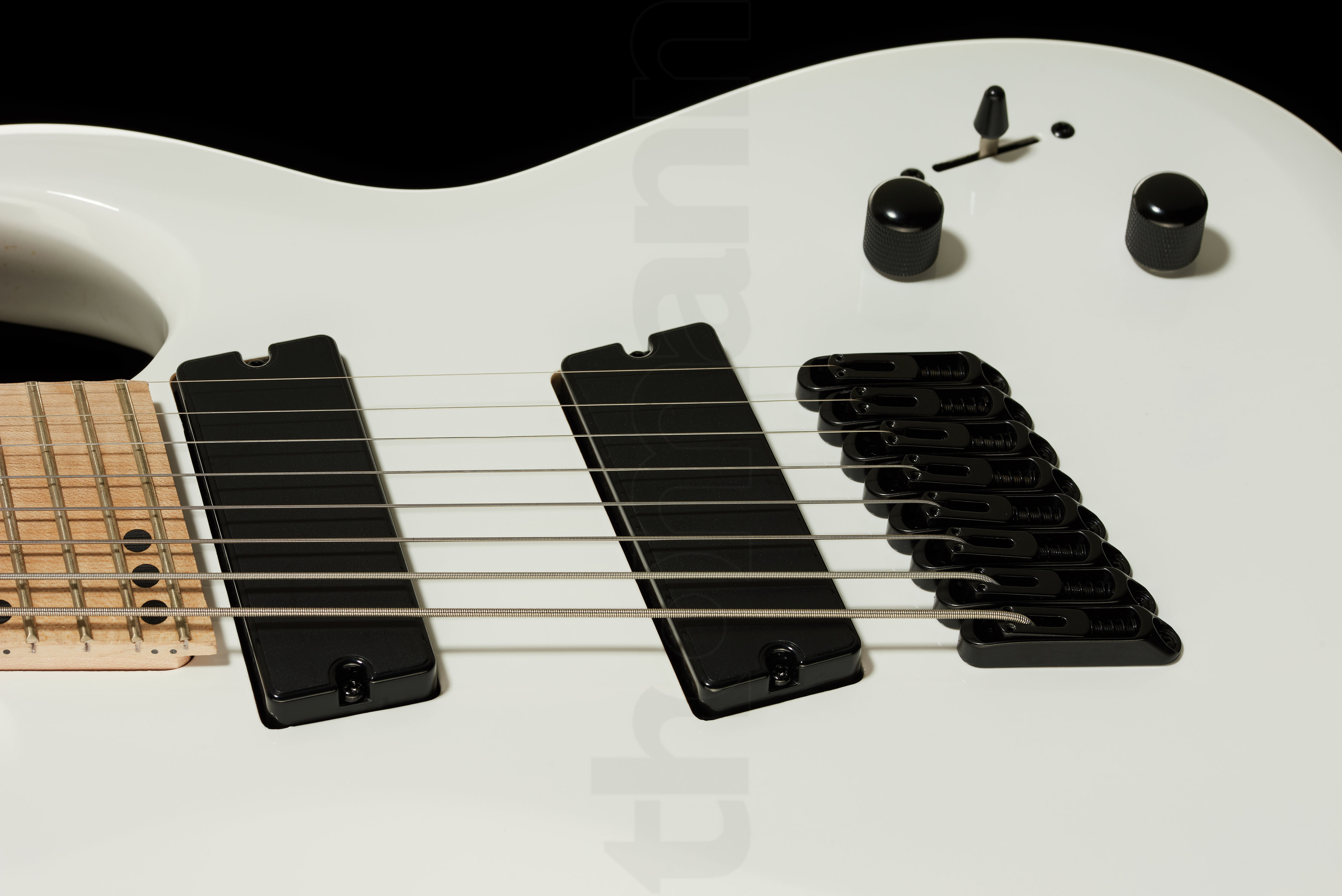 Электрогитара 8 струнная Harley Benton R-458MN WH Fanfret