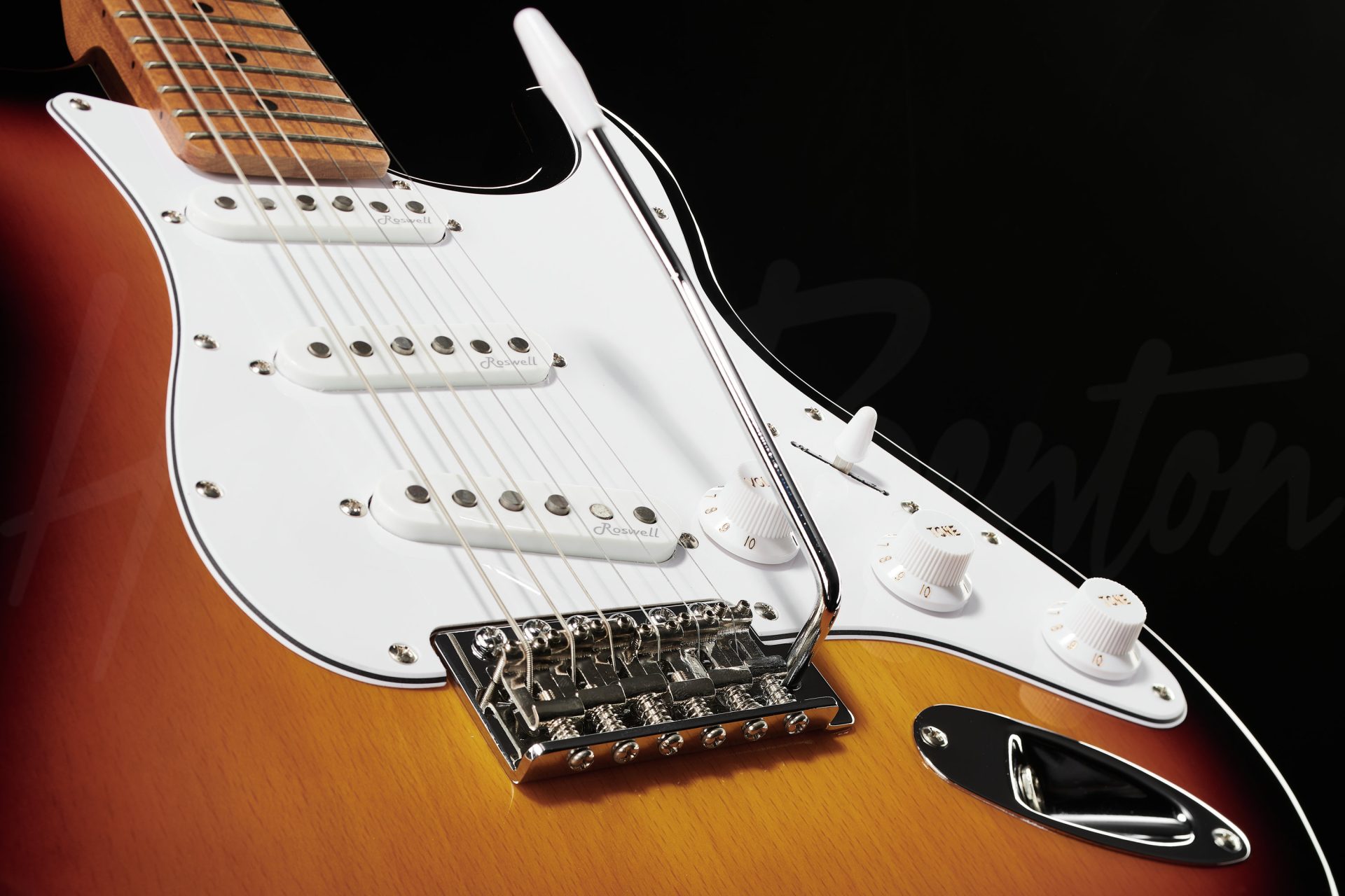 Электрогитара Harley Benton ST-62 MN SB