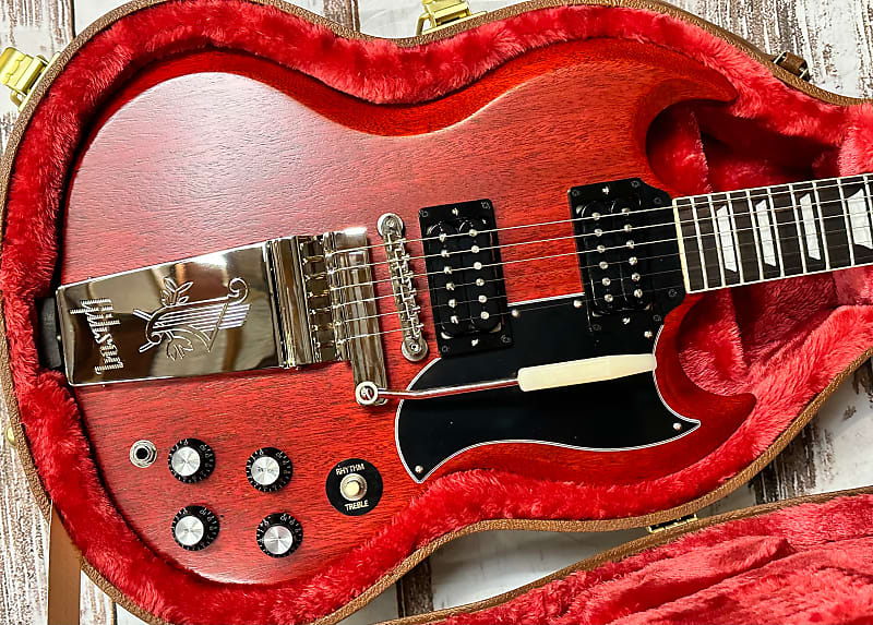 Электрогитара Gibson SG Standard &lsquo;61 Faded Maestro Vibrola Vintage Cherry
