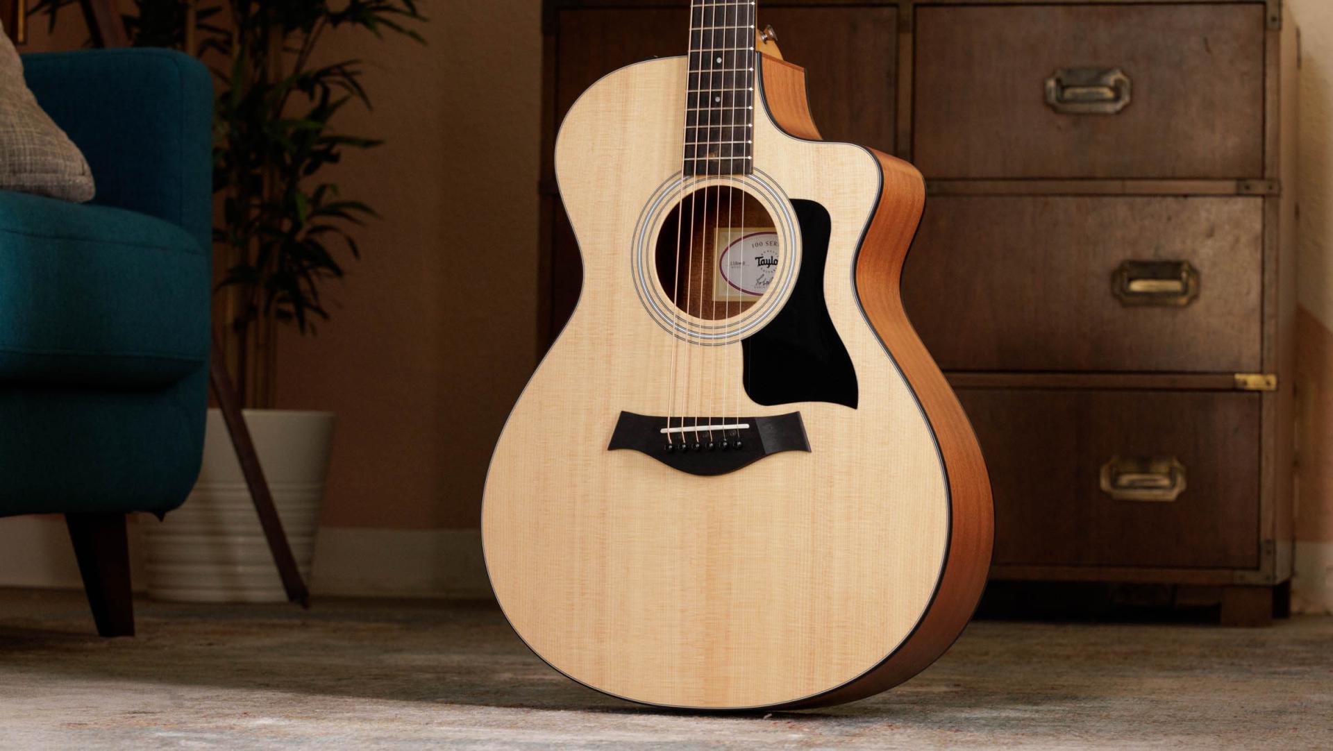 Электроакустическая гитара Taylor 114ce Walnut