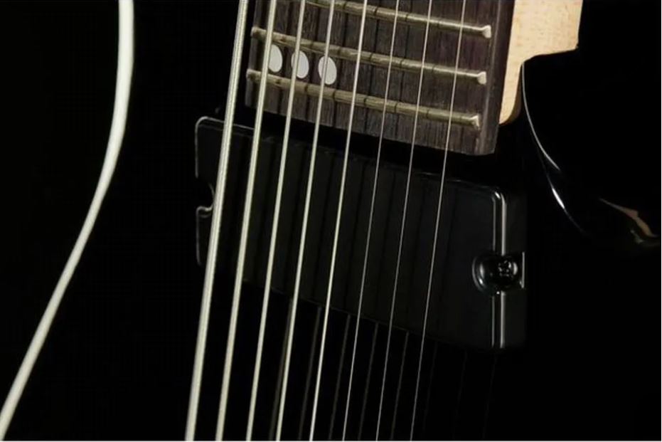 Электрогитара 8 струнная Harley Benton R-458BK Fanfret