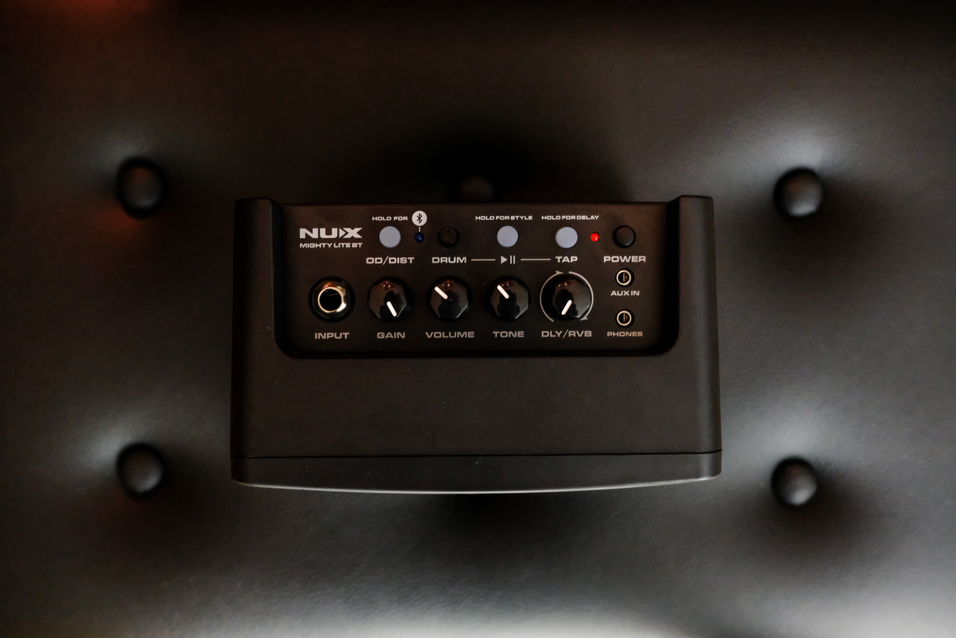 Mighty-Lite-BT-MKII Портативный цифровой комбоусилитель, 3Вт, Nux