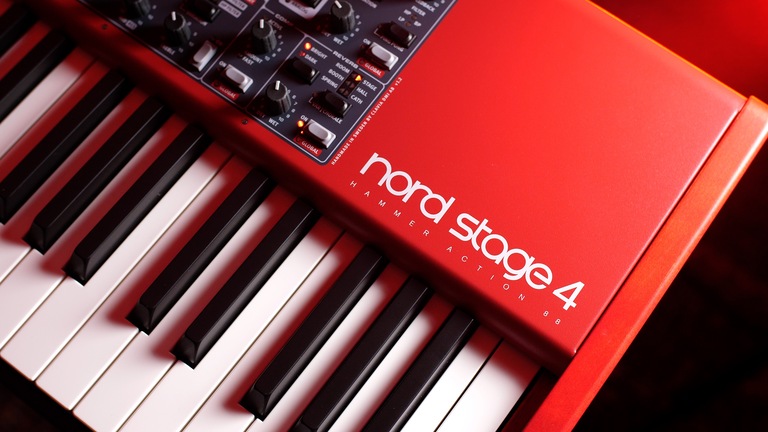 Цифровой синтезатор Clavia Nord Stage 4 Compact