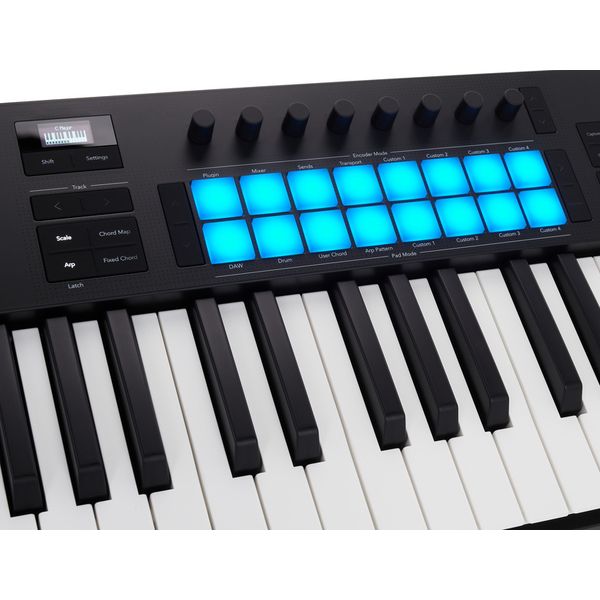 MIDI-клавиатура Novation Launchkey 37 MK4