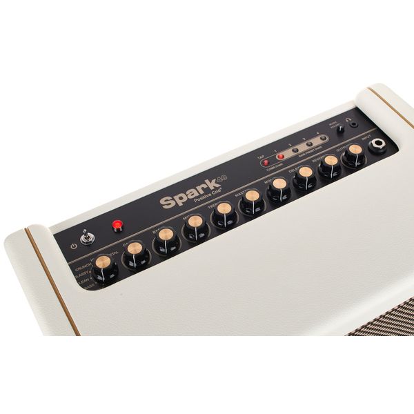 Комбоусилитель гитарный Positive Grid Spark 40 PW