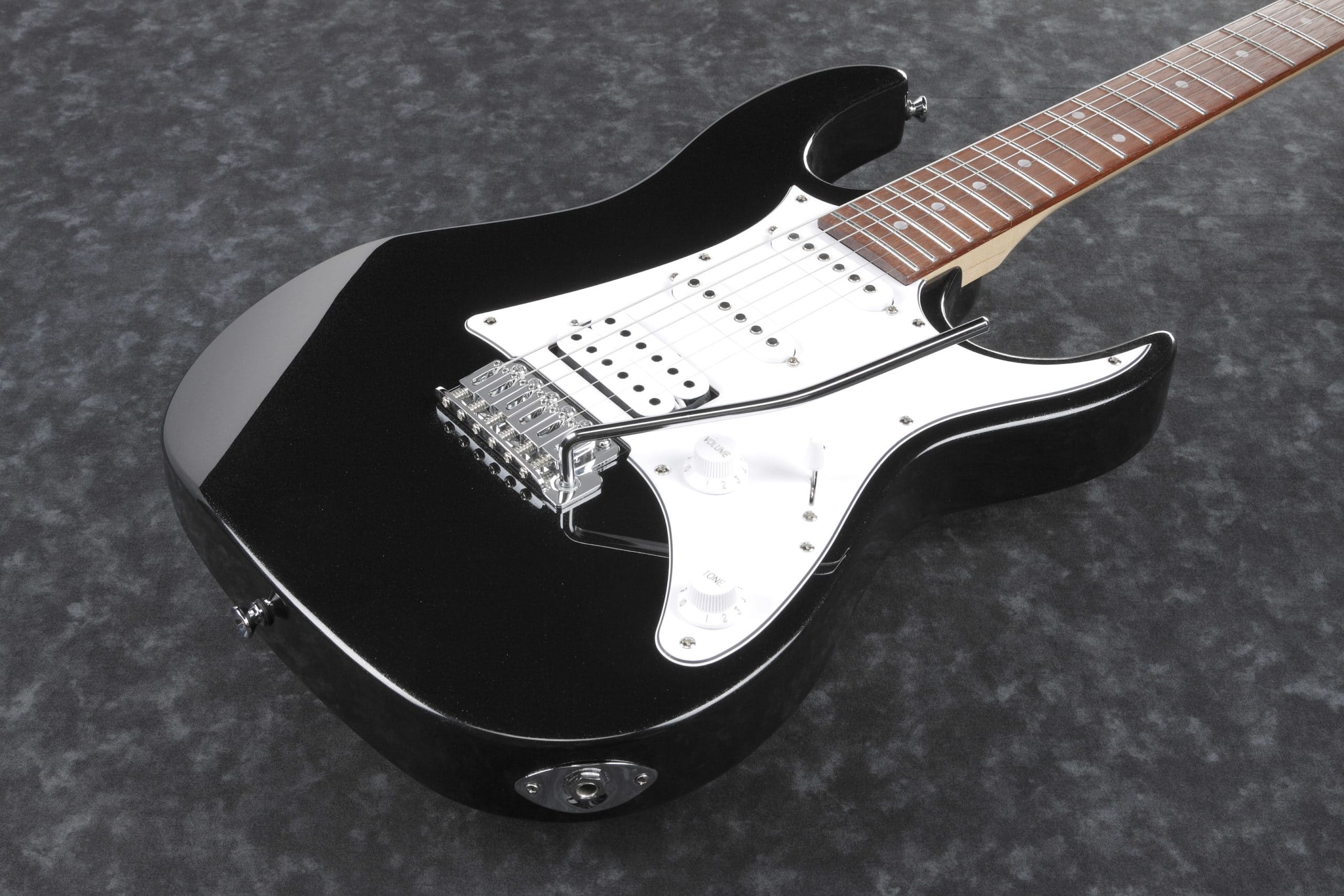 IBANEZ GRX40-BKN электрогитара, цвет чёрный