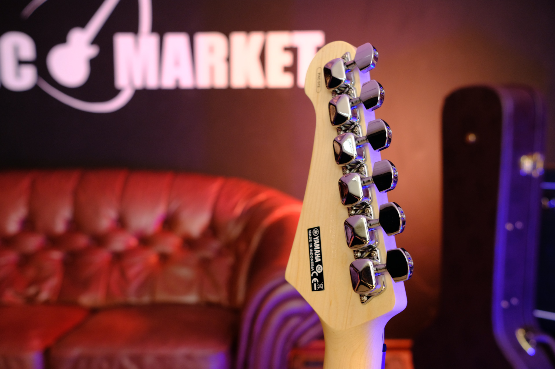 Электрогитара Yamaha PACIFICA 012 BK