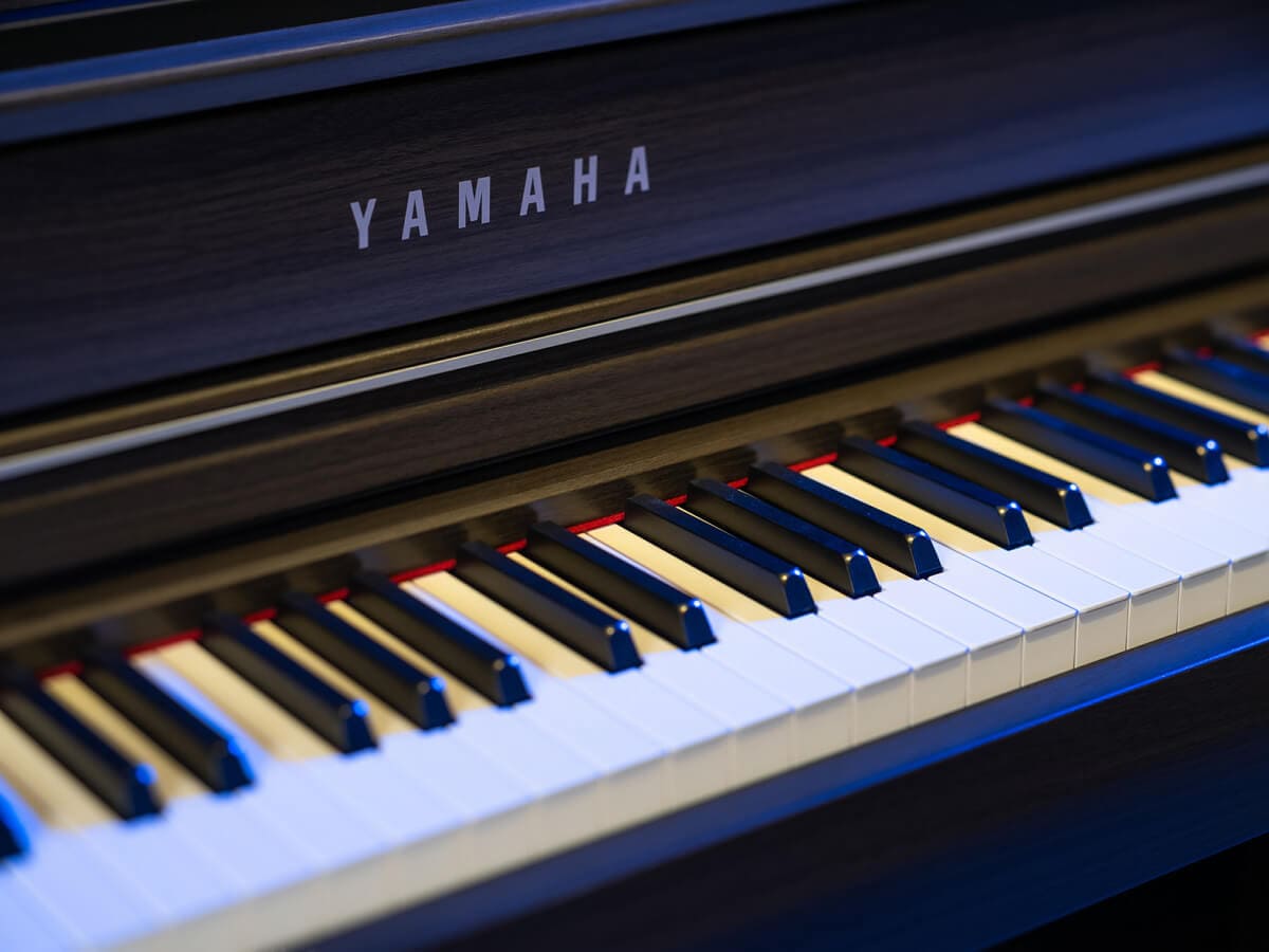 Цифровое пианино Yamaha CLP-735 DW