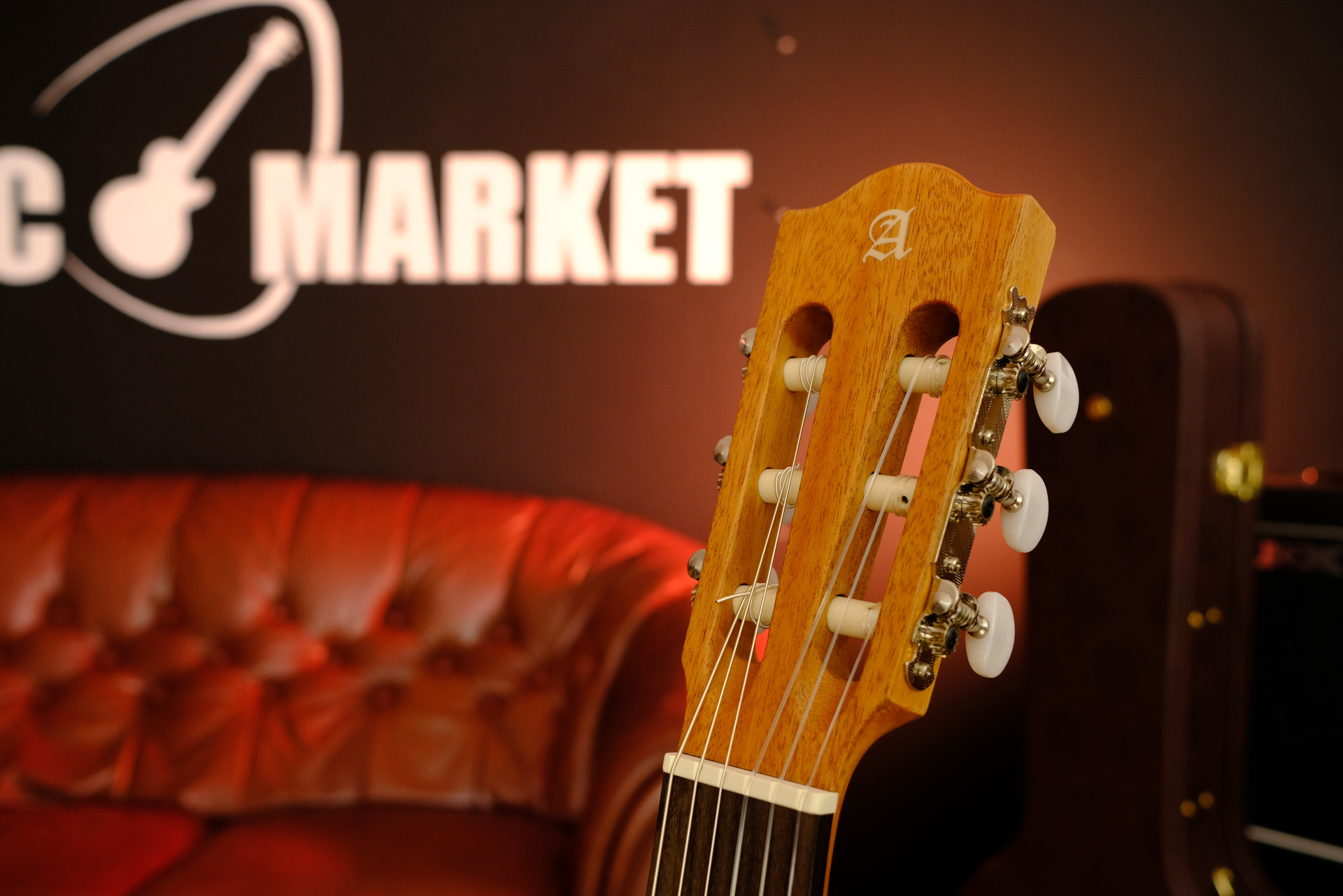 Классическая гитара Alhambra Z-Nature CT EZ 8.010