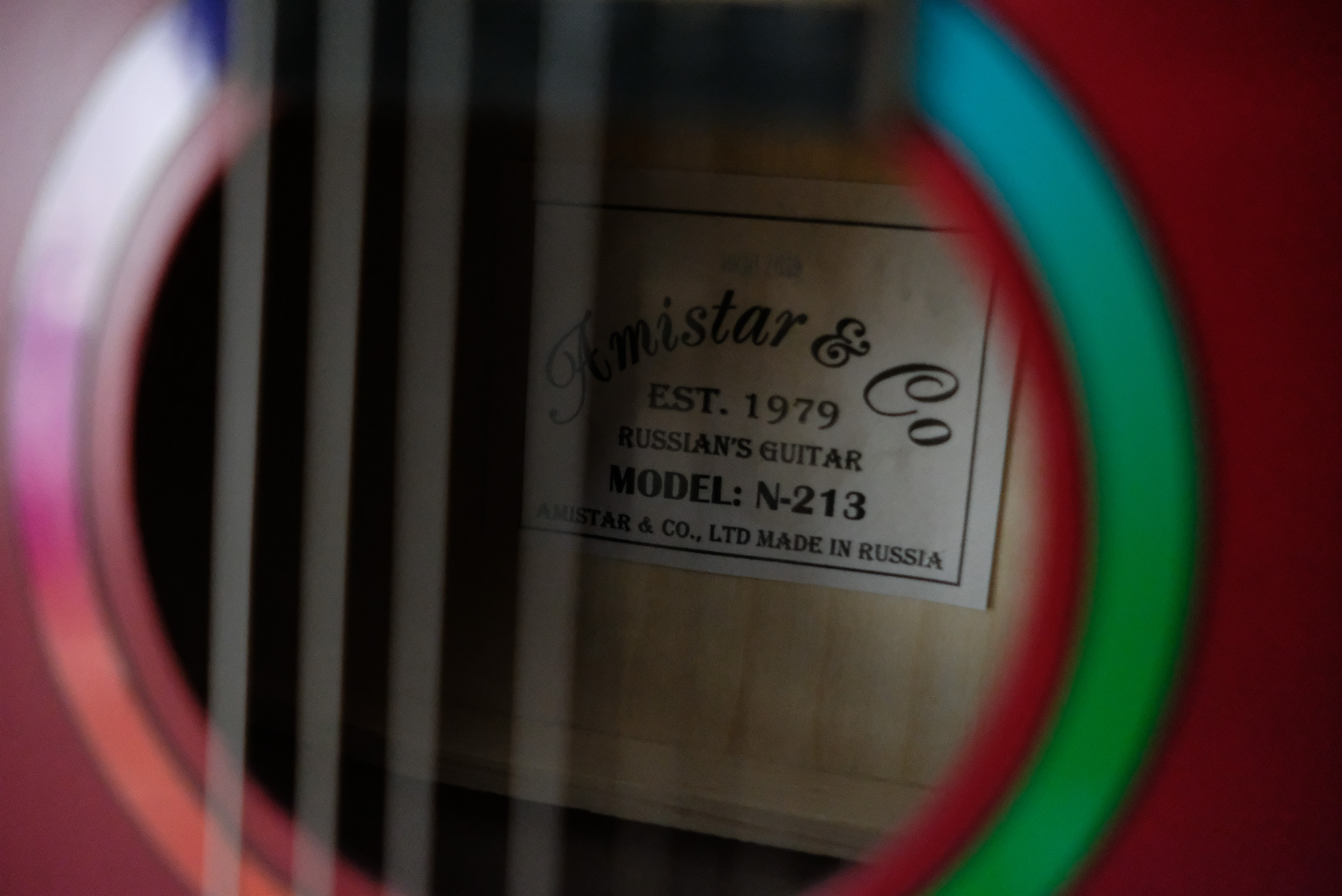 Акустическая гитара, красная, Амистар M-213-RD