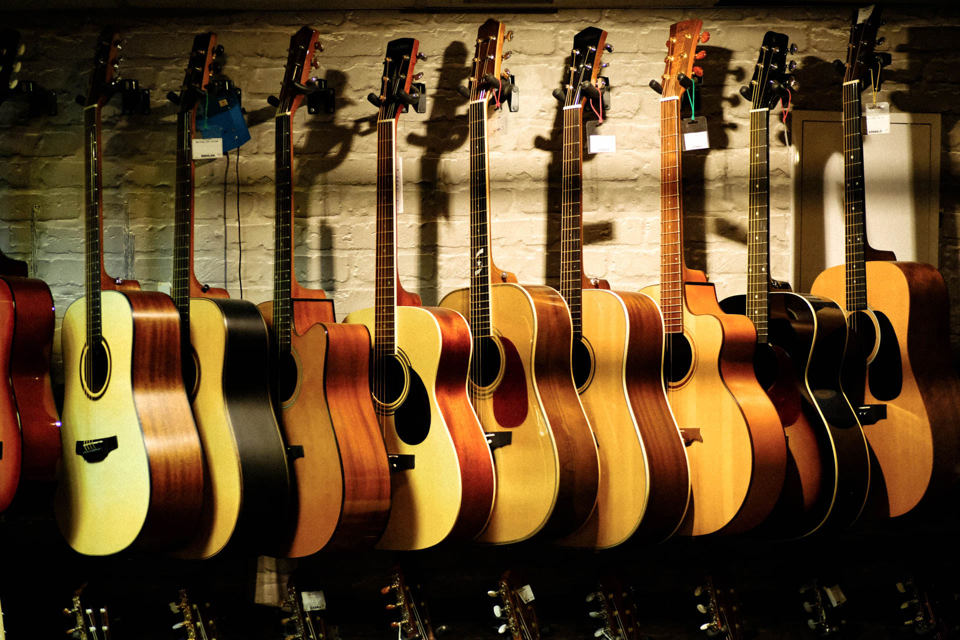 Электроакустическая классическая гитара Kremona Performer Series Verea