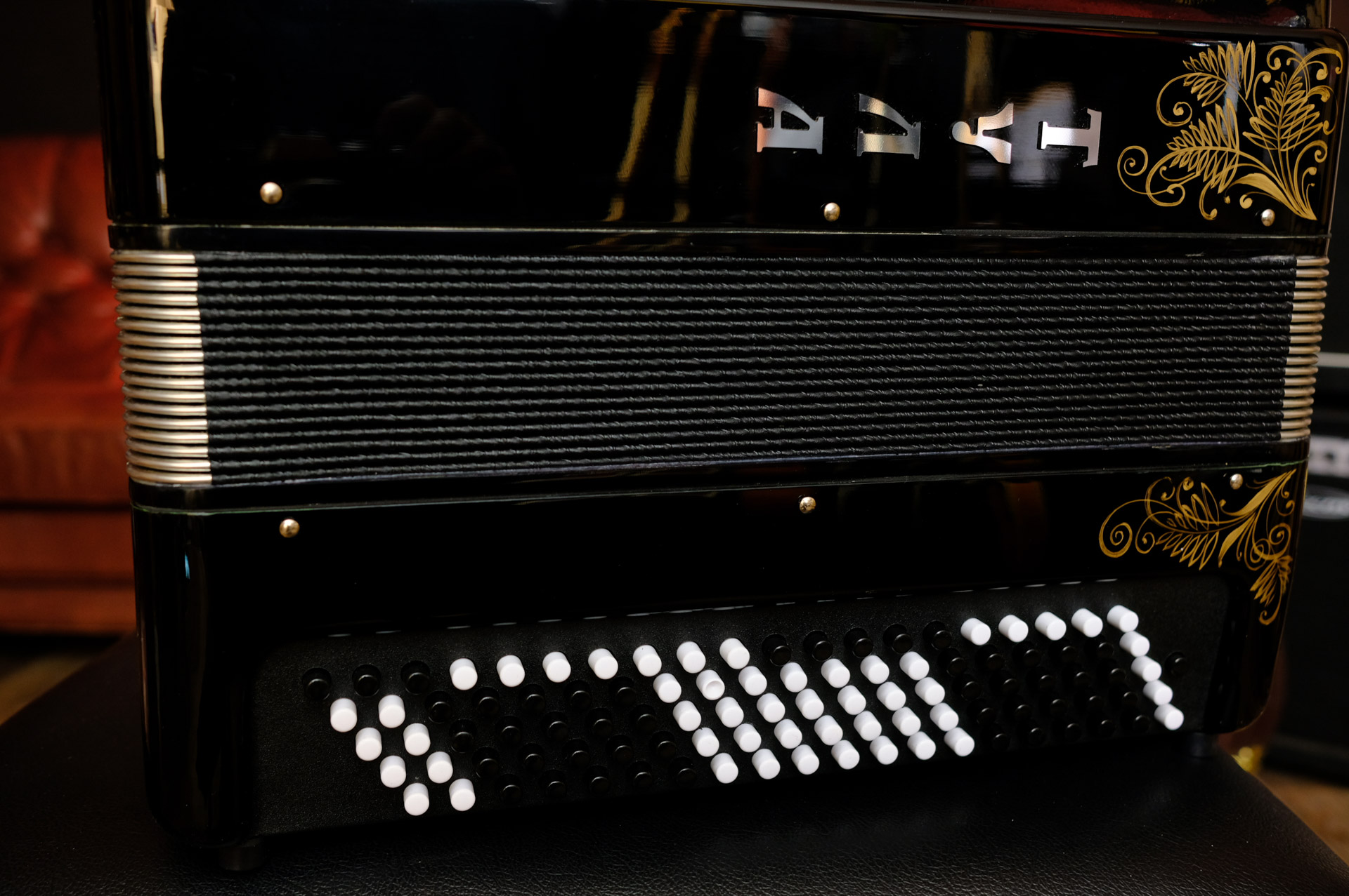 Баян ученический двухголосный &laquo;Тула-210&raquo;, 55х100-II, Тульская Гармонь BN-39-BK