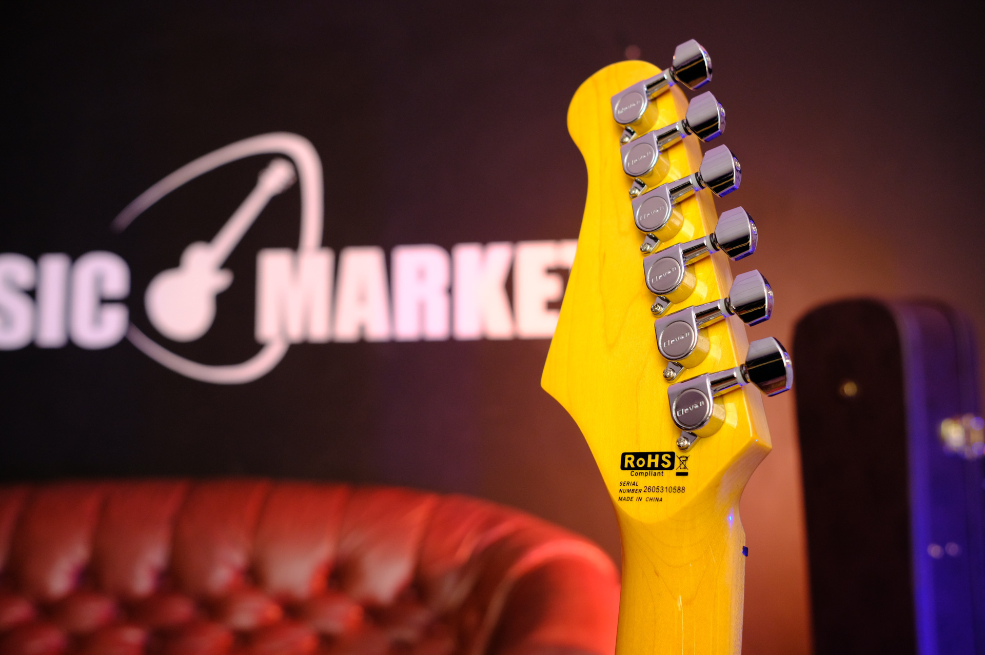 Электрогитара Clevan CST-30N