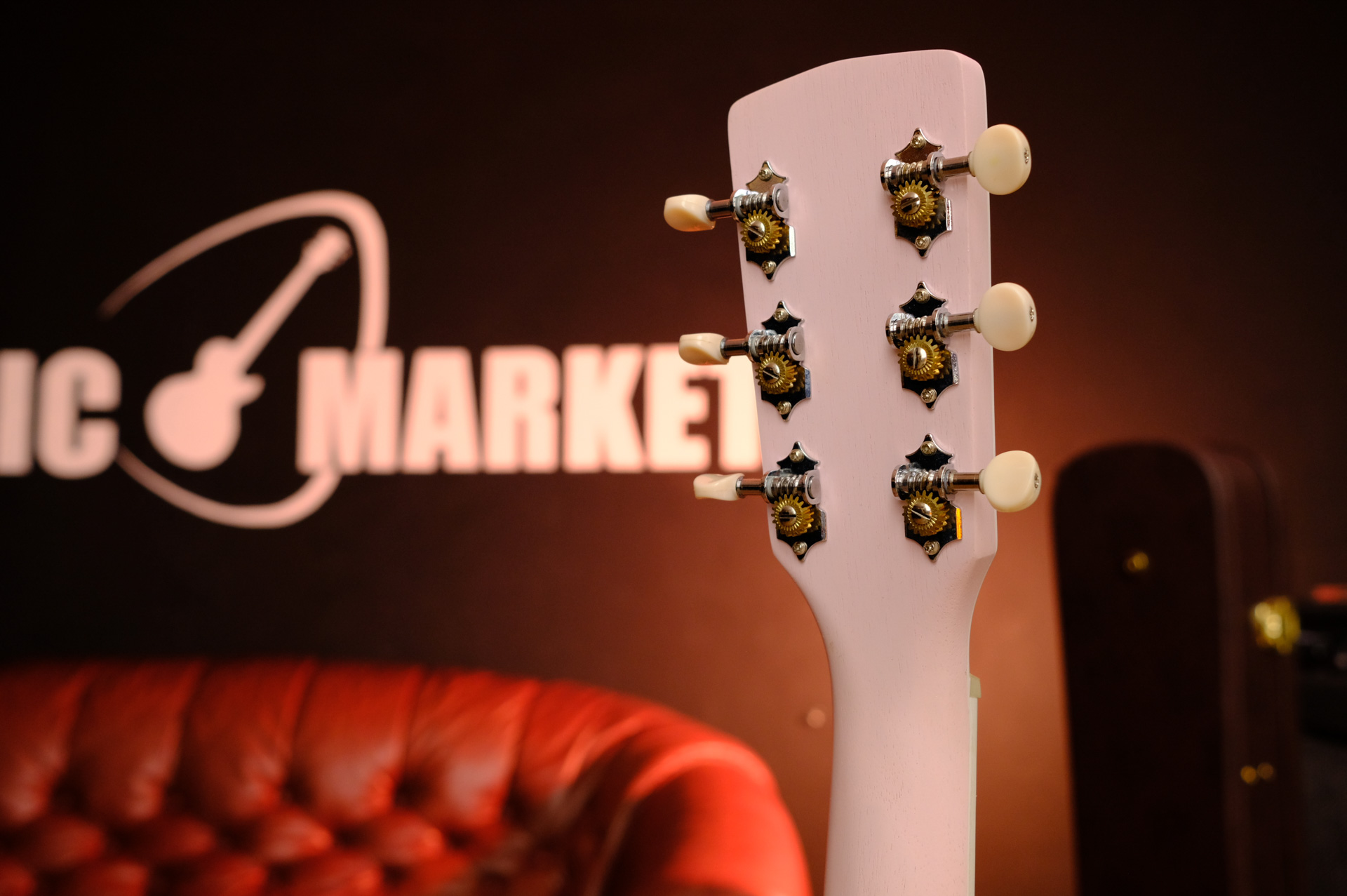 Электроакустическая гитара Cort Jade-Classic-PPOP Jade Series