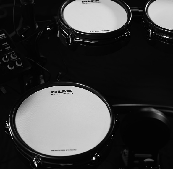 DM-7X Цифровая ударная установка (2 коробки), Nux